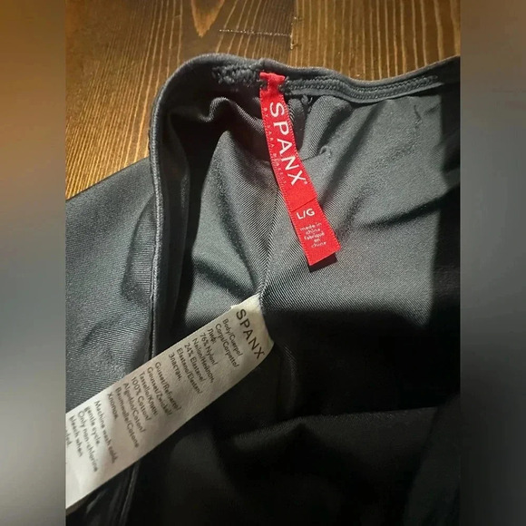 SPANX SLIMPLICITY HIGH-WAISTED Shaping Shorts Gunmetal Gray NWOT Size Large - Picture 3 of 3